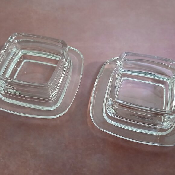 Set of 2 Elegant Square Clear Glass Covered Butter/Spice Dishes - Picture 3 of 3